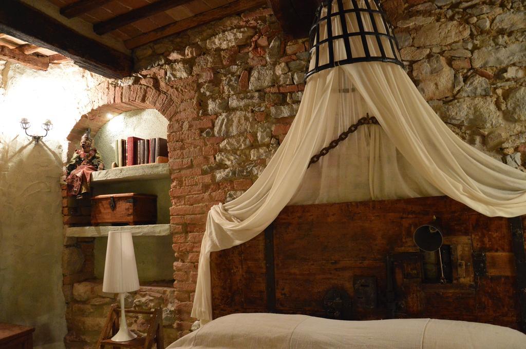 ホテル Casa Antica カスティリオーネ・ドルチャ 部屋 写真