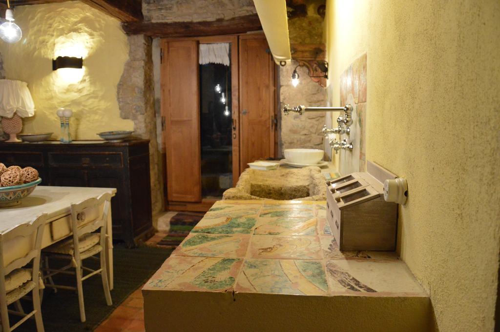ホテル Casa Antica カスティリオーネ・ドルチャ エクステリア 写真